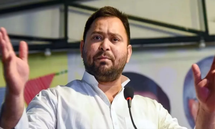 Tejaswi Yadav: जन विश्वास रैली के दौरान तेजस्वी यादव भड़के, बोले दो-चार लोगों को गिरा…