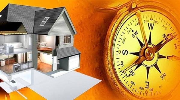 Vastu Tips: वास्तु शास्त्र के अनुसार जाने किस दिशा में घर और ऑफिस बनाने से होगा फायदा