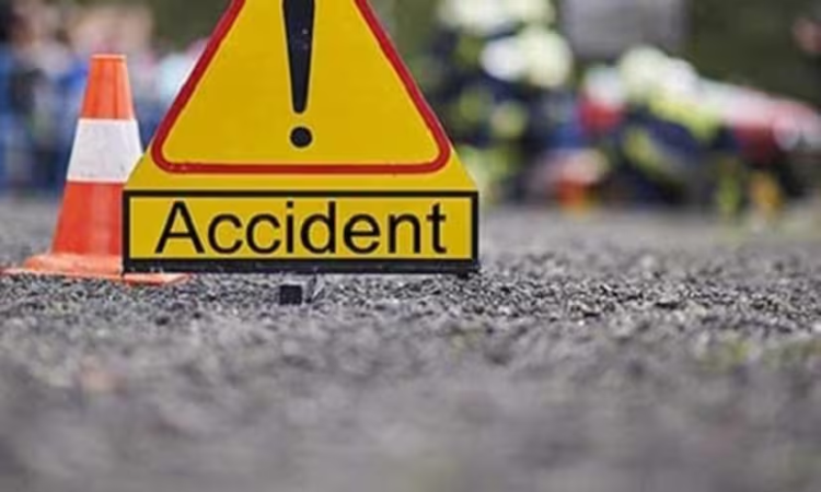 Bihar Accident News: बिहार में ट्रक और बाइक की जोरदार टक्कर, दो लोगों की मौत