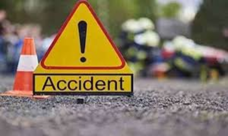 Accident News: दूल्हे की कार ने चार लोगों को कुचला, दो की मौत, अन्य की हालत नाजुक