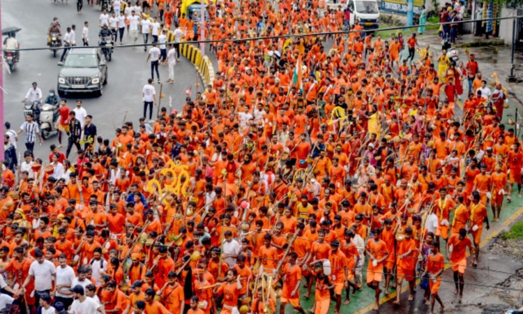 Baba Dham: श्रावण माह पर कांवड़ यात्रा की तैयारी, विजय सिन्हा बोले- “एक्टिव है सरकार…”