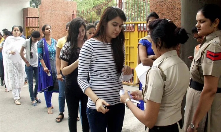 Nari Shakti Scheme: UPSC प्रिलिम्स पास महिलाओं को मिलेगा 1 लाख रुपये, जानें कैसे करें अप्लाई