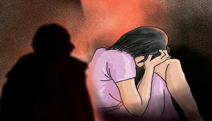 Rape Attempt: घर में घुसकर की रेप करने की कोशिश, विरोध करने पर चला दी गोली