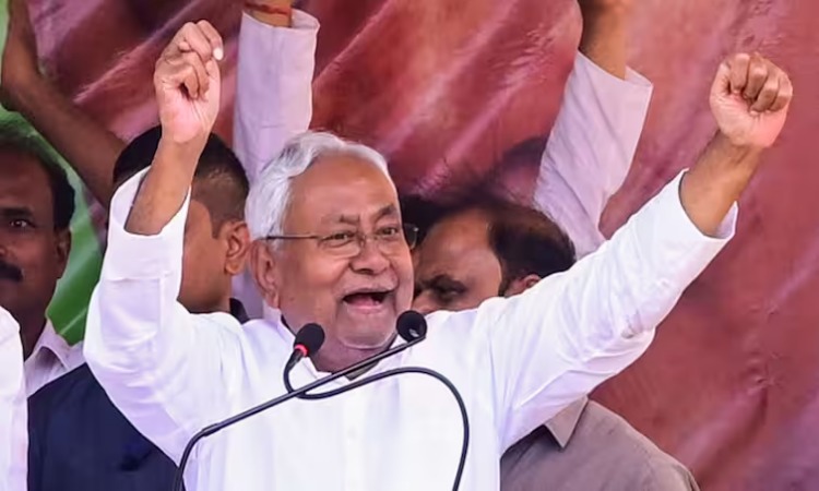 CM Nitish Kumar: नीतीश सरकार का बड़ा एक्शन, जल्द शुरू होंगे वक्फ बोर्ड की जमीन पर निर्माण कार्य